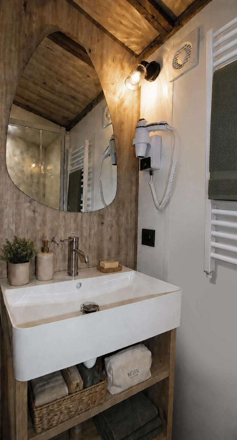 Salle d'eau du SI 320 PLUS
